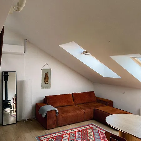 Appartamento Designer Attic With Fireplace, Center
